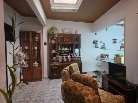 Casa en calle de Buenos Aires
