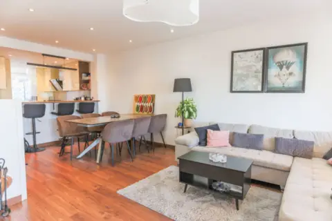 Casa en calle Lucero