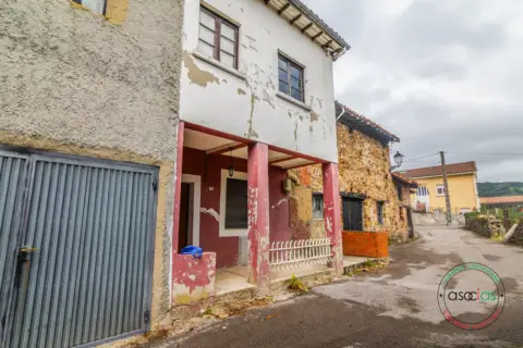 Casa en calle Lg Tabayes, nº 14