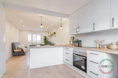 Piso en calle José Ramón Valle Inclán, 5