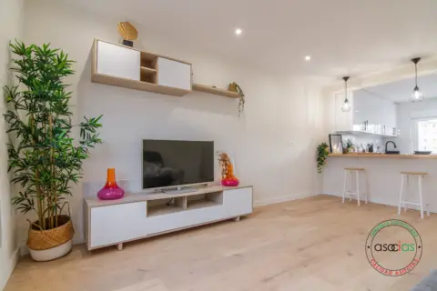 Piso en calle José Ramón Valle Inclán, 5