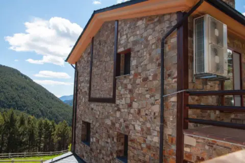 3-bedroom townhouse for sale in Canillo · 4 of 16