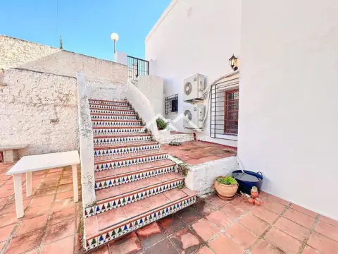 Local comercial en , Cerca del Mar, Cerca del Pueblo