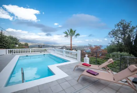 Chalet en Laderas (Monte de los Almendros, Alfamar, Costa Aguilera)