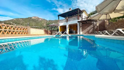 Casa en , en El Campo, Zona Rural, Cerca del Pueblo