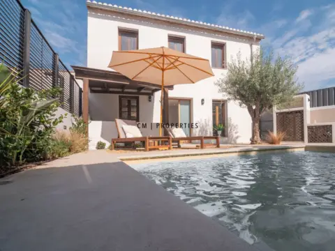 Casa adosada en Camino Barraques de Lluna