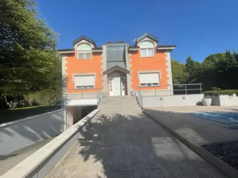 Chalet en Las Lomas del Gallego (Ctra. Huesca)