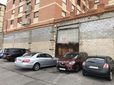 Local comercial en calle del Alcalde López Mulero