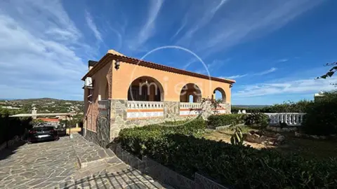 Casa unifamiliar en Carrer de Altury