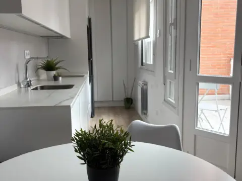 Piso en calle de Martínez Marina, 7