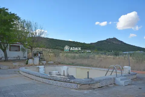 Chalet en Sierra de Fuentes