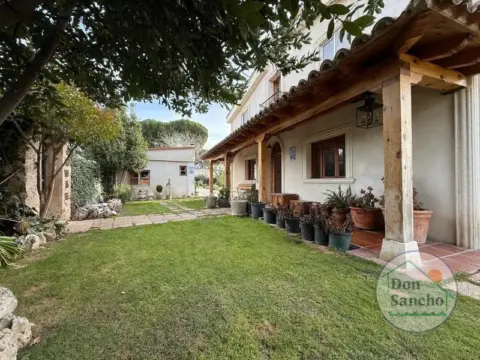 Chalet en Pinar de Antequera