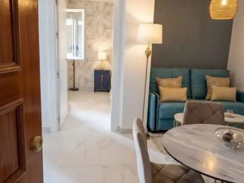 Apartamento en calle Nueva de San Antón