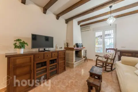 Casa en calle Estados Unidos, nº .