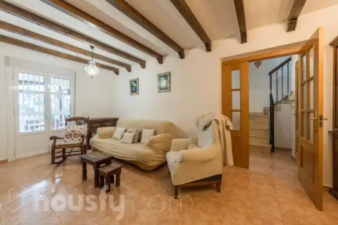 Casa en calle Estados Unidos, nº .