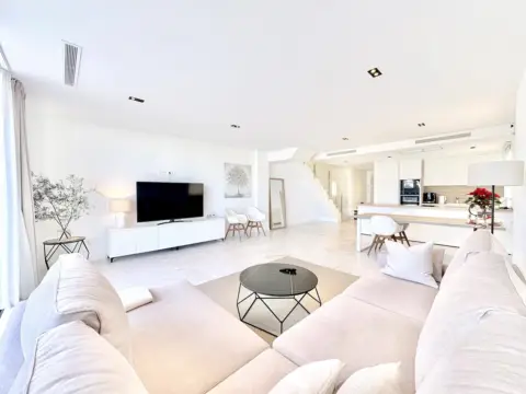 Casa pareada en Casco Antiguo