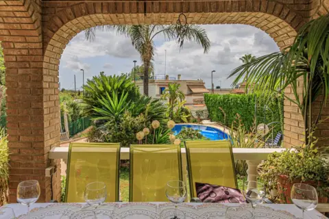 Casa en El Vedat-Santa Apol·lònia