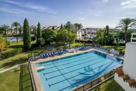 Apartamento en Nueva Andalucía-Centro
