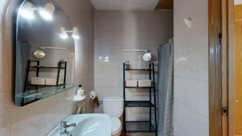 Casa en Los Dolores-Los Gabatos-Hispanoamérica