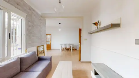 Casa en Los Dolores-Los Gabatos-Hispanoamérica