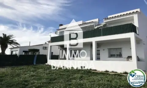 Chalet en Carrer del Baix Llobregat, 4