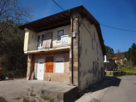 Casa en calle calle Salcedo, nº 70