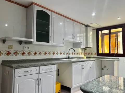 Piso en calle calle Antiga Senda Senent