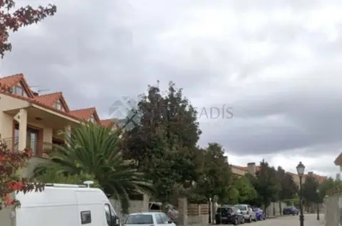Casa en Las Cebadillas-Zaburdón-Monte Escorial