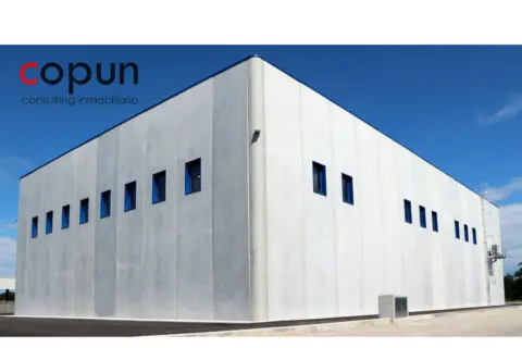 Nave industrial en calle Celso Álvarez Martínez, 285