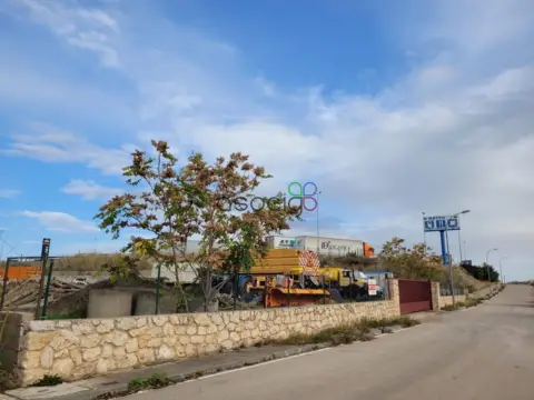 Terreno en Torija
