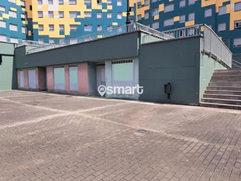 Local comercial en Pumarín-Teatinos