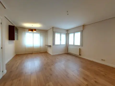 Casa en Avenida Escuelas Pías