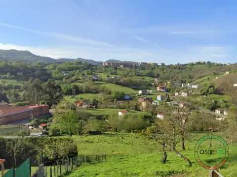 Casa en calle Aldea Pumarabule, nº 98