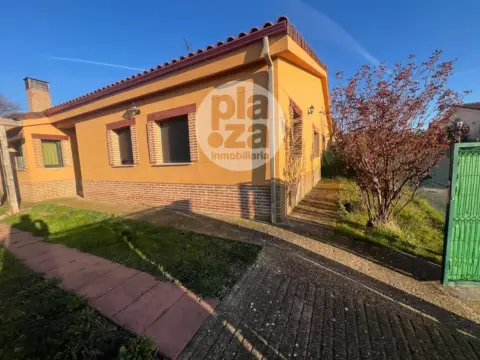 Chalet en Modúbar de La Emparedada