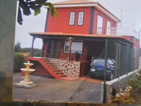 Casa en calle Cm Caninos