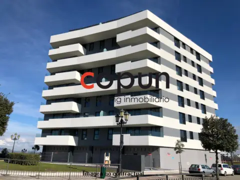 Local comercial en Nueva Huca