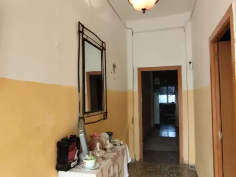 Piso en Cases de Bàrcena