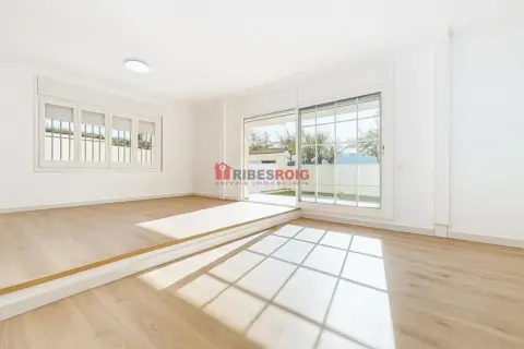 Casa adosada en Nucli Urbà