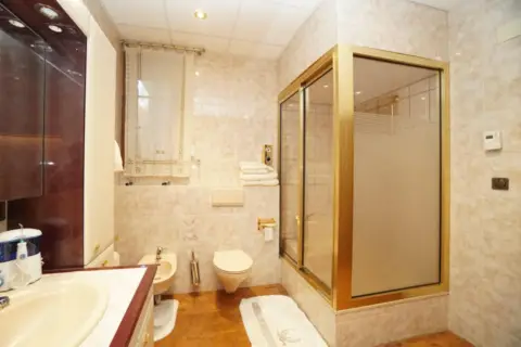 4-bedroom chalet for sale in Andorra la Vella · 40 of 60