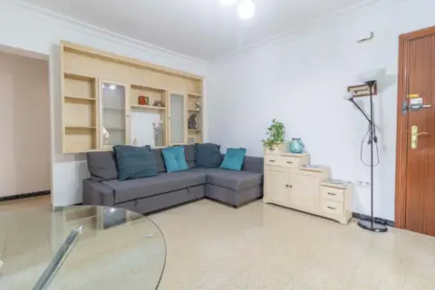 Piso en Zona Esperanza de Triana