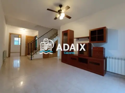 Casa pareada en Mejostilla