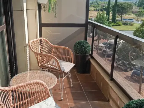 Piso en Avenida Moncalvillo