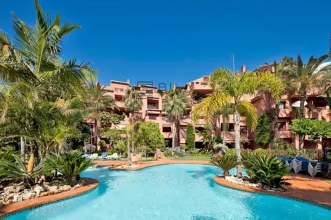 Piso en Avenida del Gaviero, 1