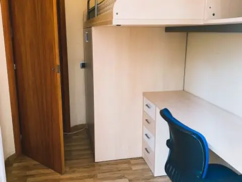 Habitación en Carrer de Vilamarí, 80