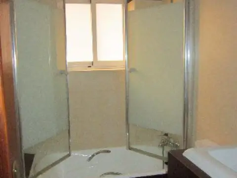 Habitación en calle de la Libertad, 50