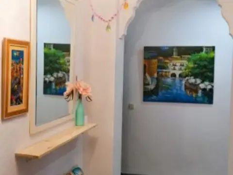 Habitación en Avenida Conde Torrefiel, nº 8