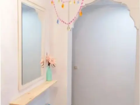 Habitación en Avenida Conde Torrefiel, nº 8