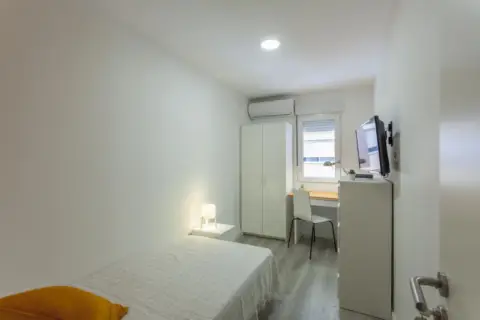 Habitación en Carrer del Mestre Lope, 61