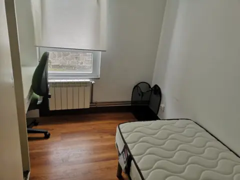 Habitación en calle de Santiago, 88