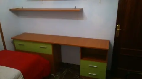 Habitación en calle Melilla, 3